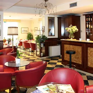 Hotel Regit, Mestre