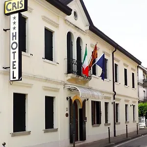 3* Otel Cris